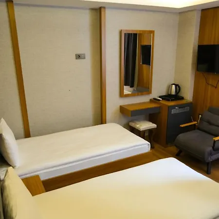Hotel Calenberg 3*
